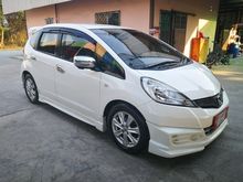 2011 Honda Jazz 1.5 (ปี 08-14) V i-VTEC Hatchback AT