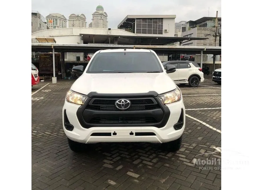 Jual Mobil Toyota Hilux 2024 E Dual Cab 2.4 di Banten Manual Pick