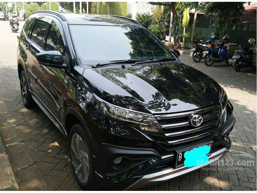 Jual Mobil Toyota Rush 2017 TRD Sportivo 1.5 di DKI 