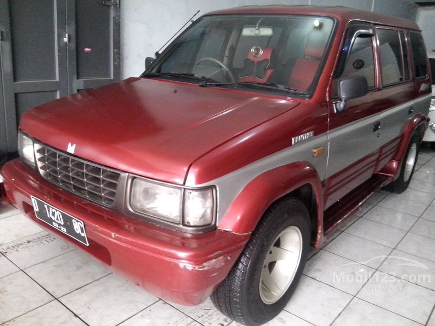 Jual Mobil  Isuzu  Panther  1994 2 5 di Jawa Barat Manual MPV 