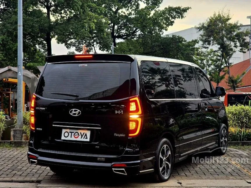 2021 Hyundai H-1 Royale Limited MPV