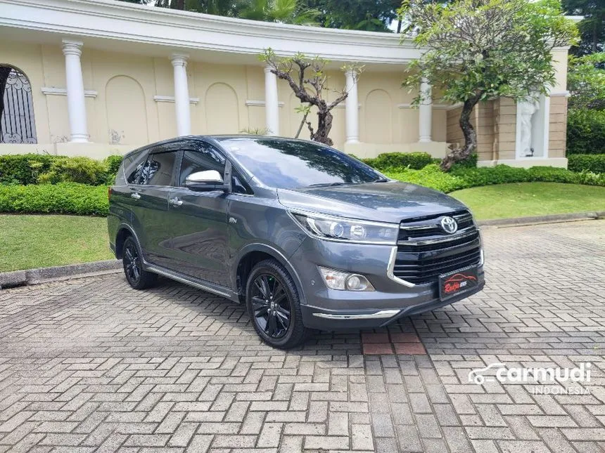 Jual Mobil Toyota Innova Venturer 2020 2.0 di DKI Jakarta Automatic Wagon Abu