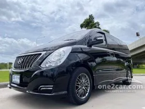 2018 Hyundai H-1 2.5 (ปี 08-17) Black Series Van