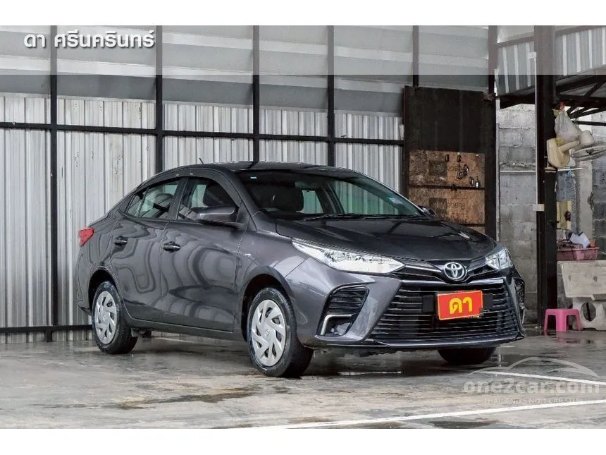 2022 Toyota Yaris Ativ Entry Sedan
