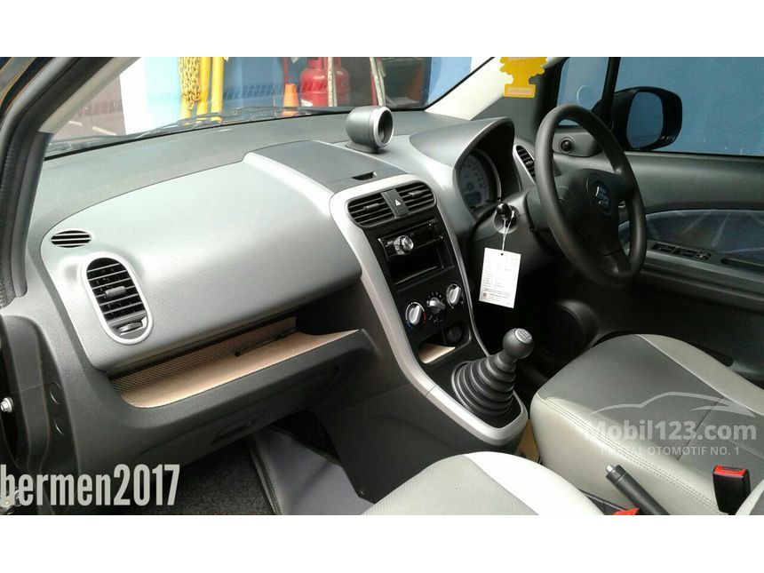 2012 Suzuki Splash GL Hatchback