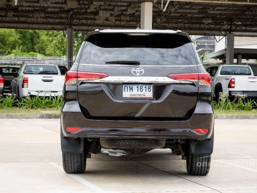 2017 Toyota FORTUNER V SUV