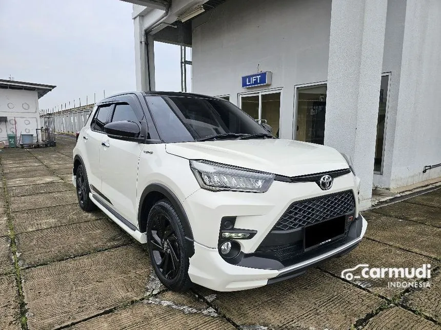 2022 Toyota Raize GR Sport (2 Tone) SUV