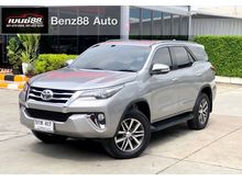 2016 Toyota Fortuner 2.8 (ปี 15-18) V SUV AT