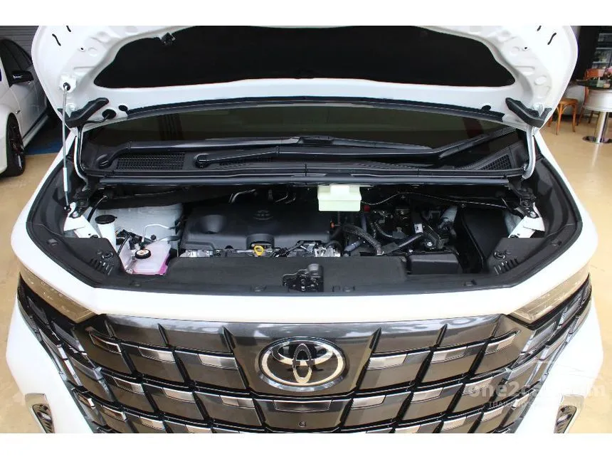 2026 Toyota ALPHARD HEV Z Van