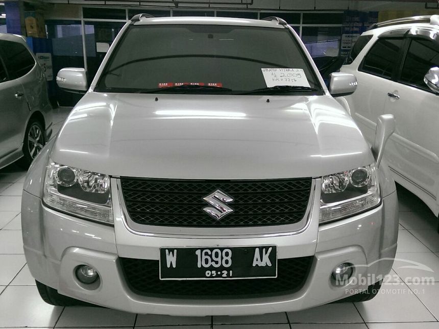 Jual Mobil  Suzuki  Grand  Vitara  2009 2 4 2 4 di Jawa  Timur  