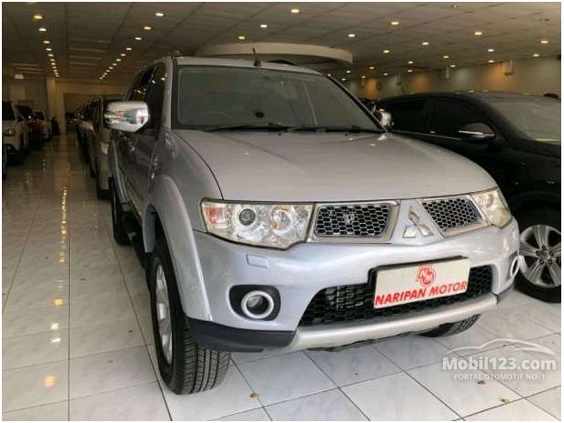 Mitsubishi Pajero Sport Dakar Mobil bekas dijual di 