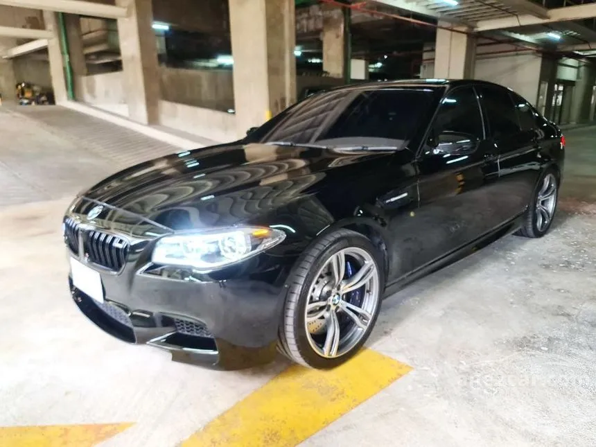 2013 BMW M5 Sedan