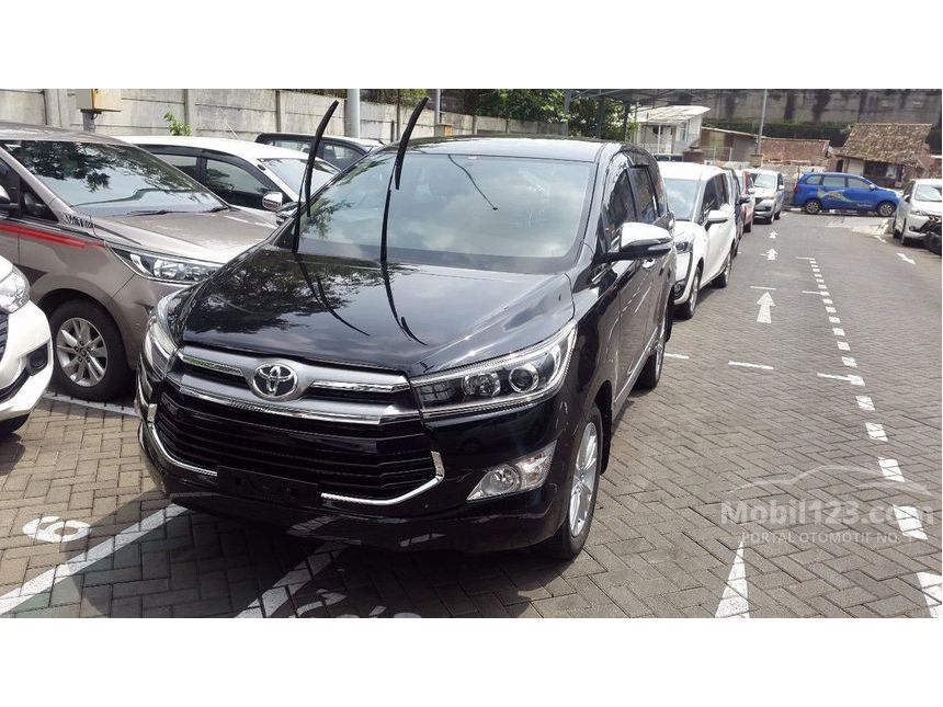 Jual Mobil Toyota Kijang Innova 2017 Q 2.4 di Jawa Barat 