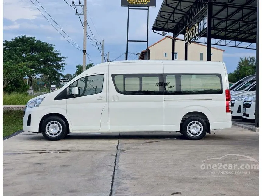 2020 Toyota Commuter Van