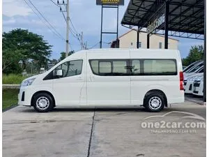 2020 Toyota Commuter 2.8 Van