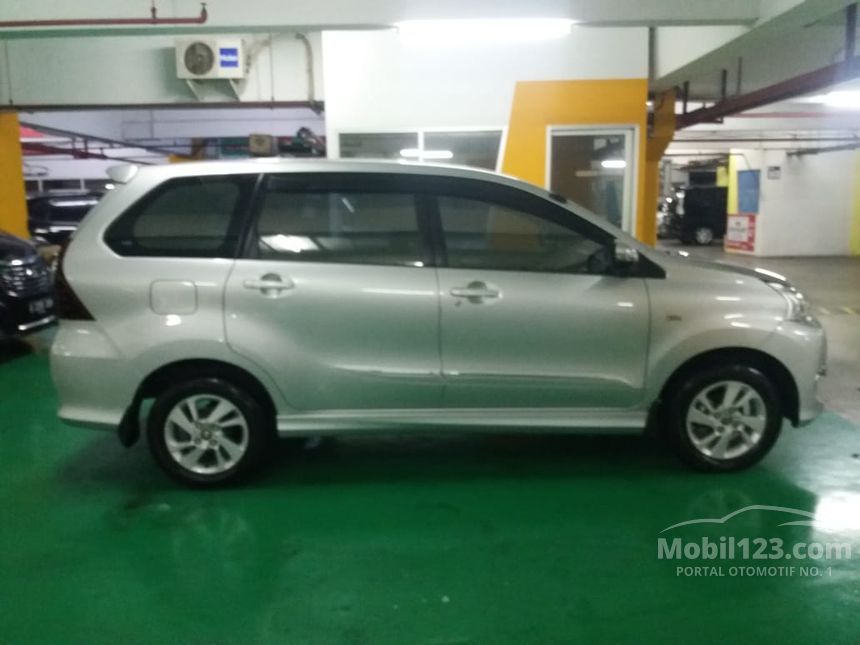 Jual Mobil Toyota Avanza  2022 Veloz  1 3 di DKI Jakarta 