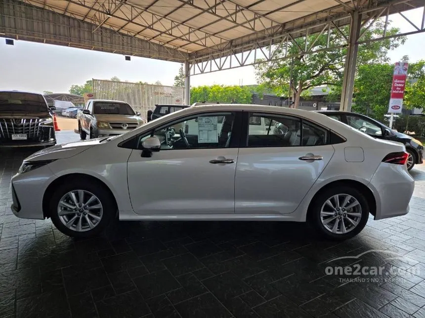 2025 Toyota Corolla Altis G Sedan
