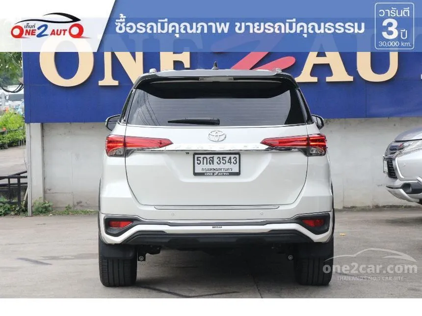 2017 Toyota FORTUNER V SUV