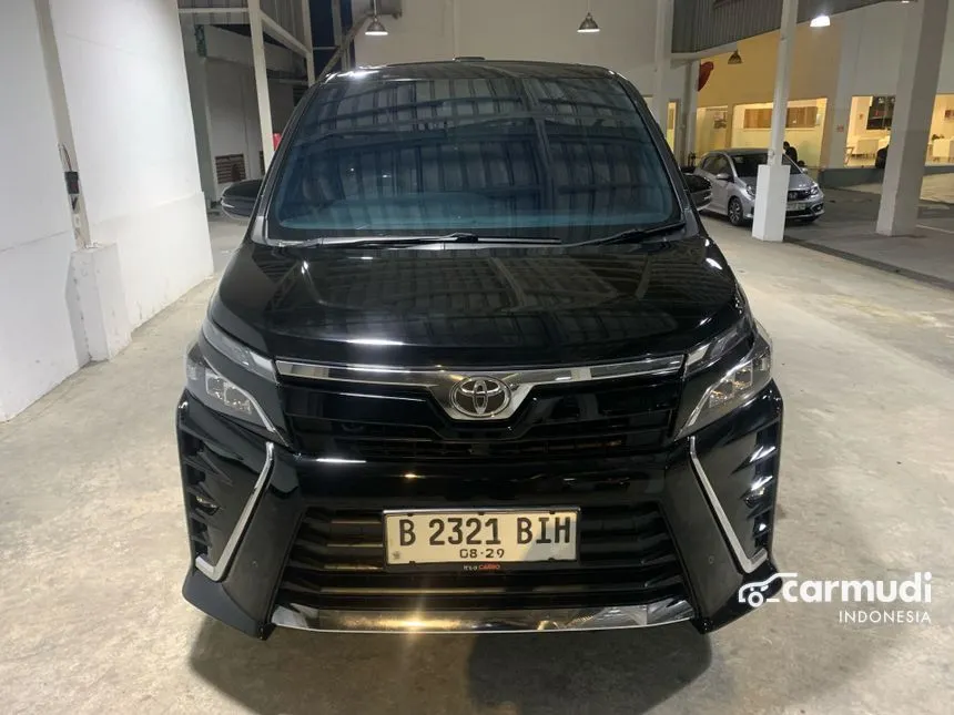 2019 Toyota Voxy MPV