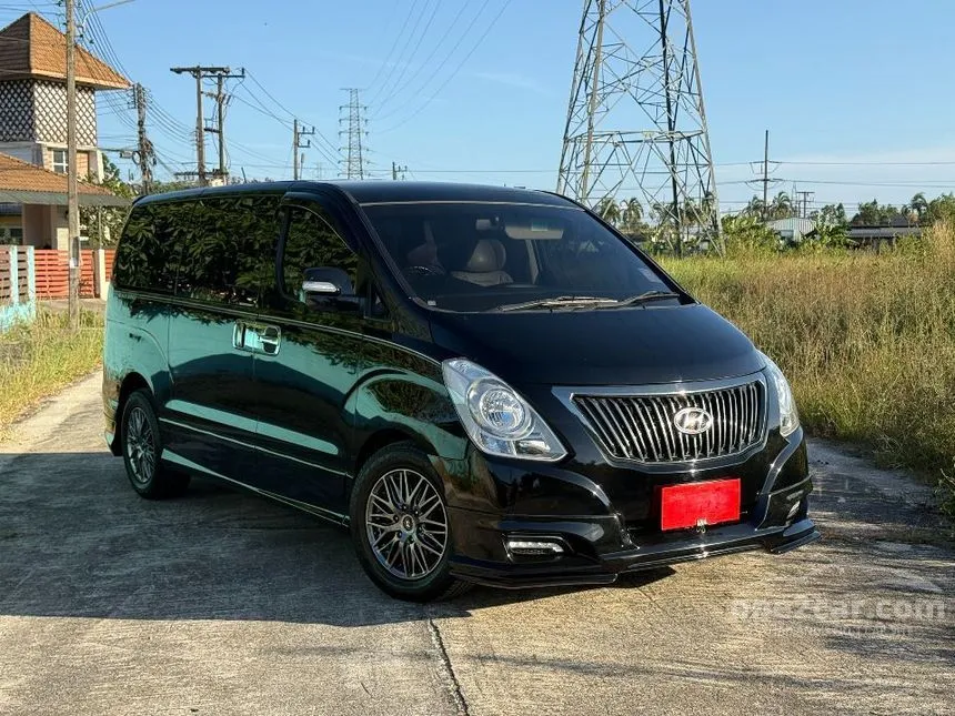 2018 Hyundai H-1 Black Series Van