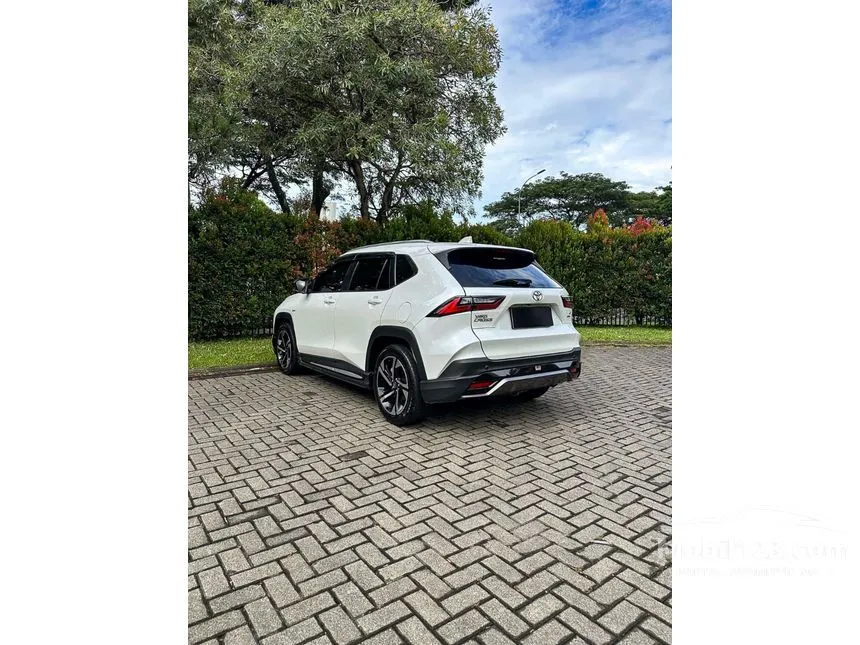 2023 Toyota Yaris Cross S with GR Parts Aero Pkg SUV