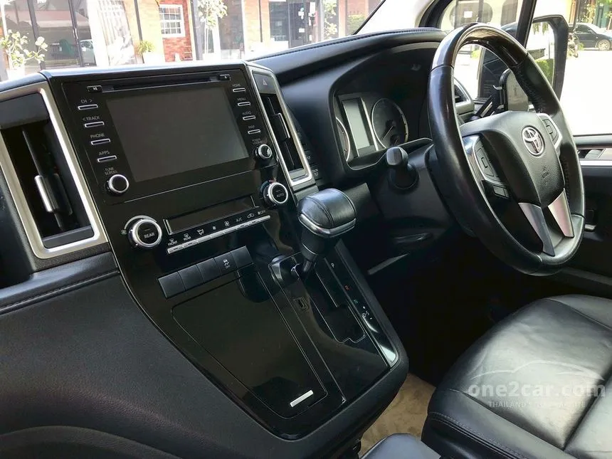 2020 Toyota Majesty Grande Van