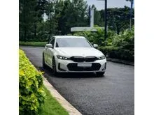 2023 BMW 330i 2.0 M Sport Pro Sedan. BARU 5.000KM. NIK 2023 PROFILE 2024. PILIHAN TERBAIK BMW SERI 3