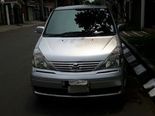 2009 Nissan Serena 2.0 Comfort Touring MPV