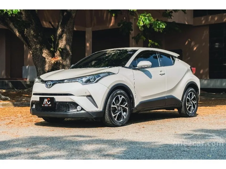2020 Toyota C-HR Mid SUV