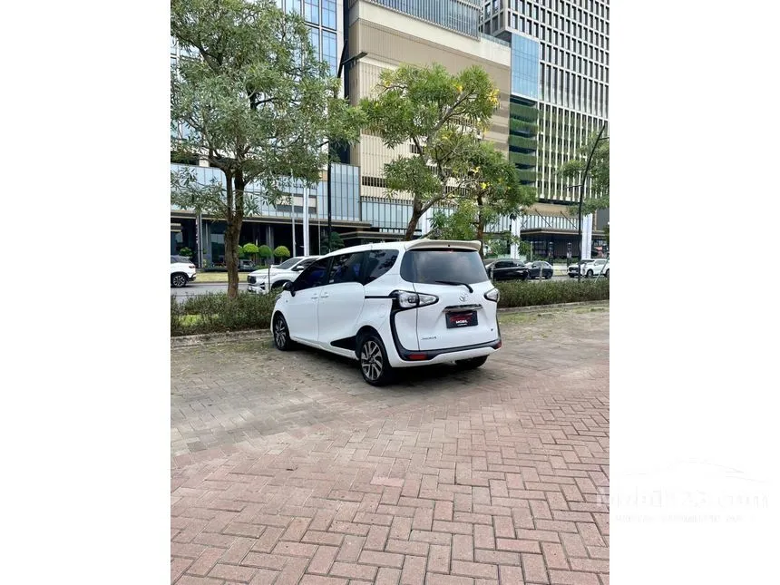 2019 Toyota Sienta V MPV