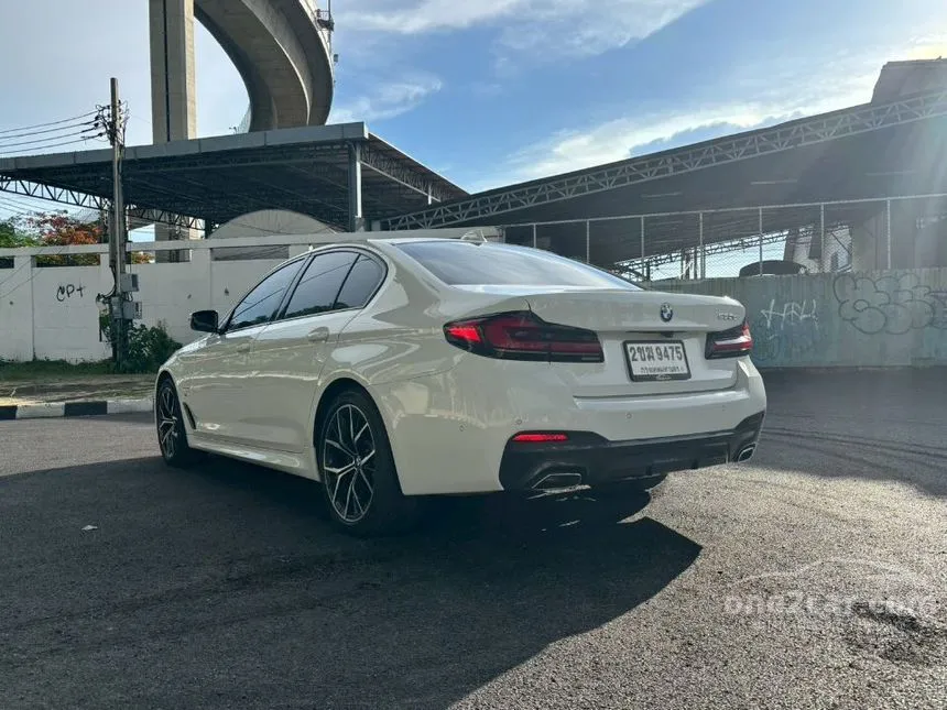 2021 BMW 530e M Sport Sedan