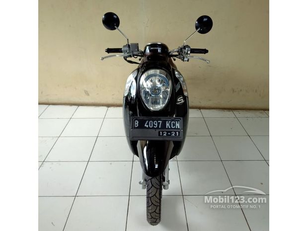 Pilip Blog Cara  Cek Nomor Mesin Scoopy 