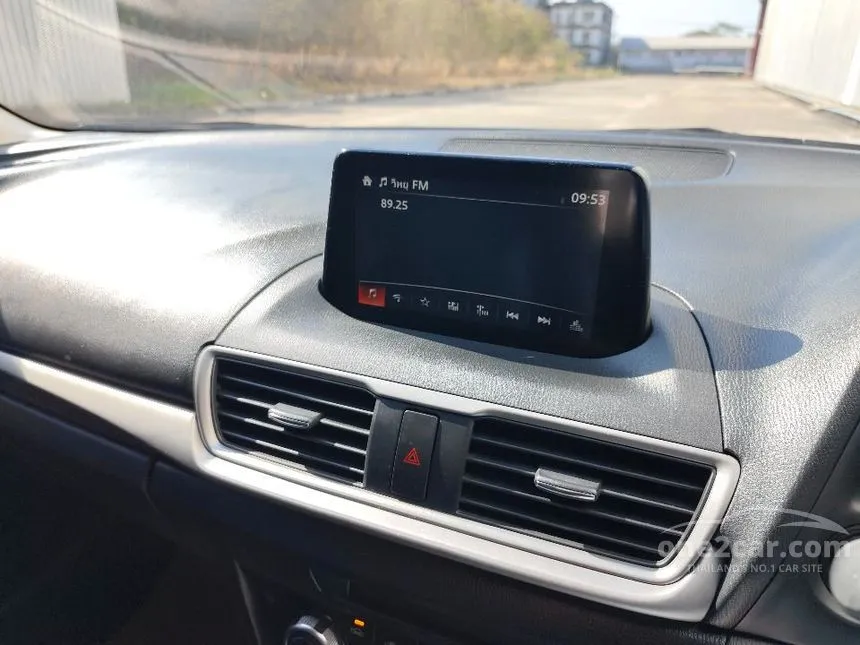 2018 Mazda 3 C Sedan