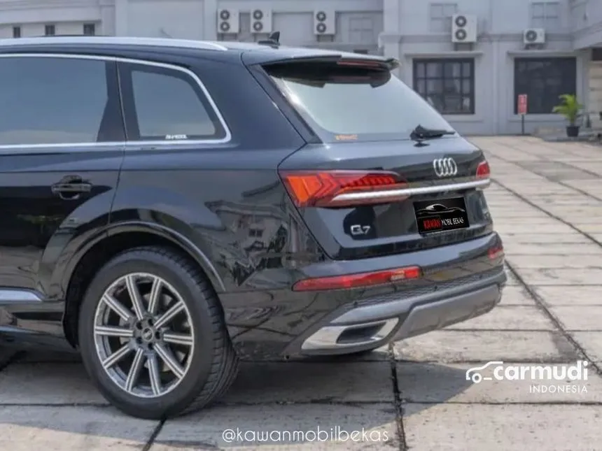 2023 Audi Q7 TFSI Quattro MHEV S-Line SUV