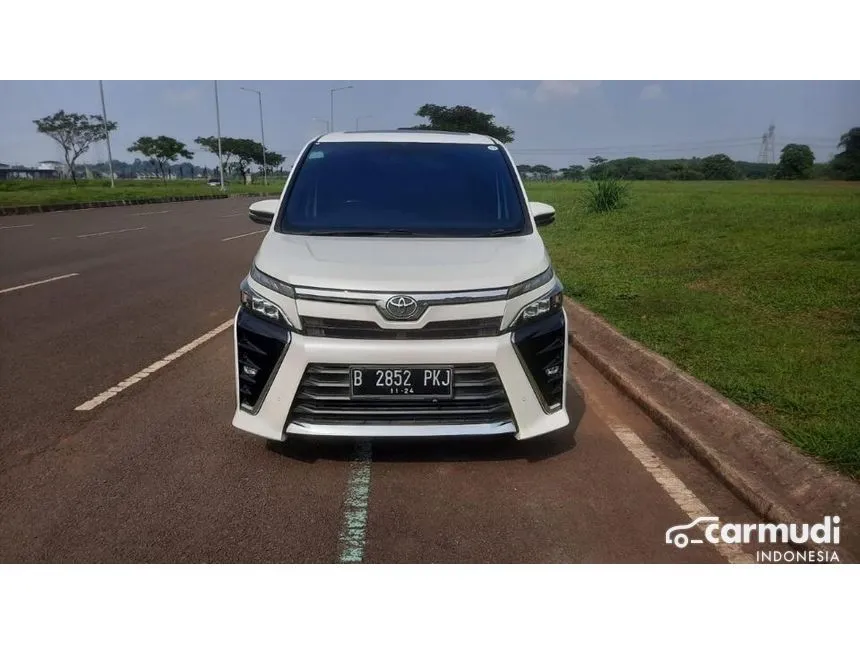 2019 Toyota Voxy Wagon