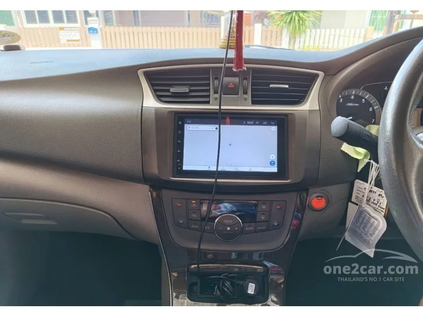 2012 Nissan SYLPHY V Sedan