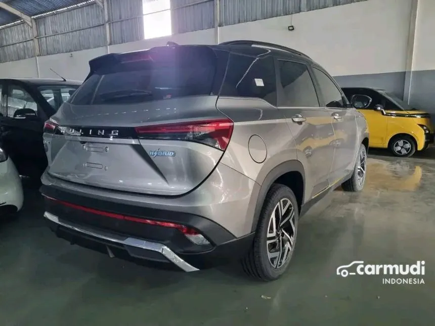 2024 Wuling Almaz RS Hybrid Wagon