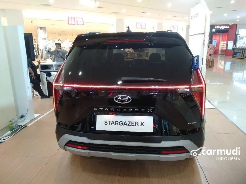 Jual Mobil Hyundai Stargazer X 2023 Prime 1.5 di Banten Automatic Wagon Hitam Rp 312.400.000