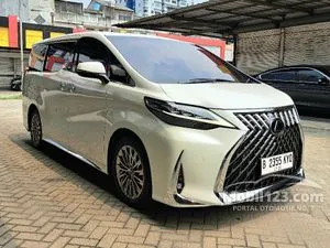 2023 Lexus LM 350 3.5 7 Seater MPV