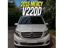 2016 Mercedes-Benz V220 2.1 D Van White on Beige Mercy V220d Diesel Putih Vito Viano V 220