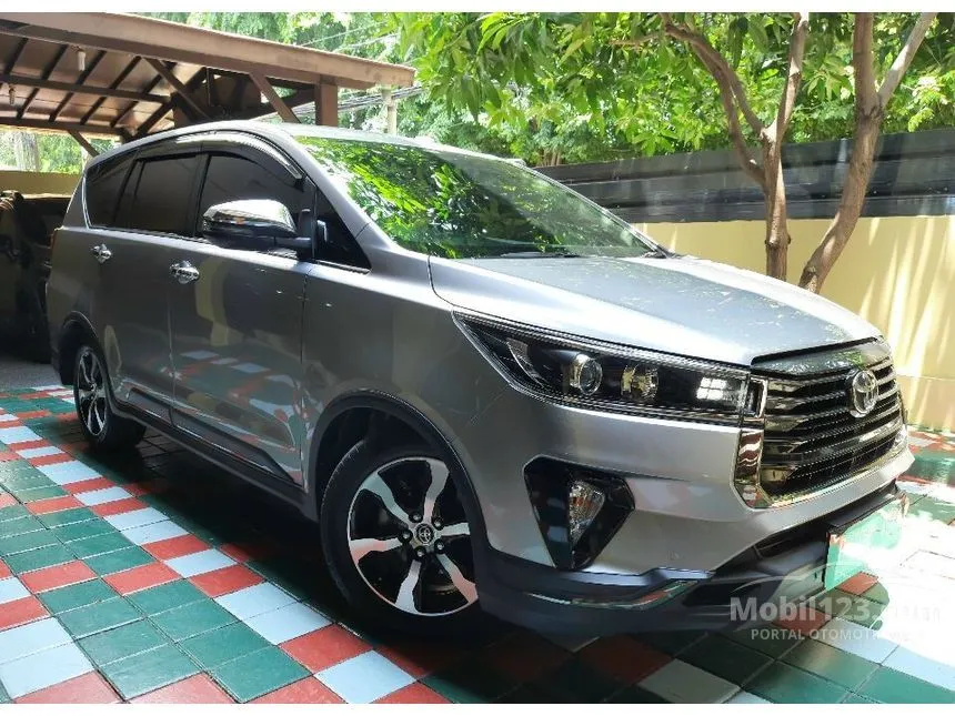 Jual Mobil Toyota Innova Venturer 2021 2.4 di Jawa Barat Automatic Wagon Silver Rp 450.000.100