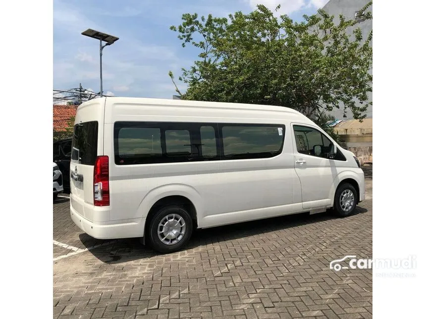 2025 Toyota Hiace Premio Van