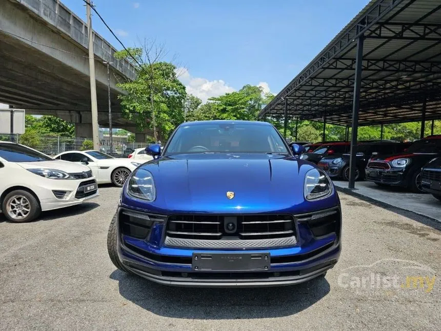 2022 Porsche Macan SUV