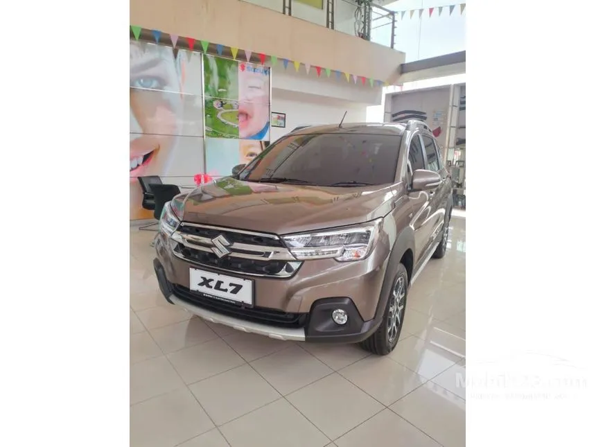 Jual Mobil Suzuki XL7 2024 ZETA 1.5 di Banten Manual Wagon Abu