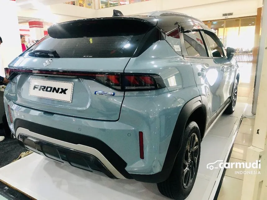 2025 Suzuki Fronx SGX 2-tone Hybrid SUV