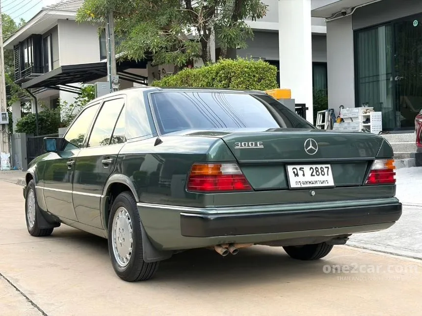 1993 Mercedes-Benz 300E Sedan