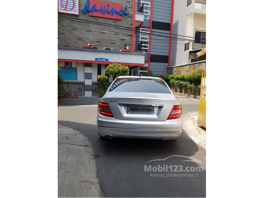 Jual Mobil Mercedes Benz C200 2012 Cgi Avantgarde 1 8 Di