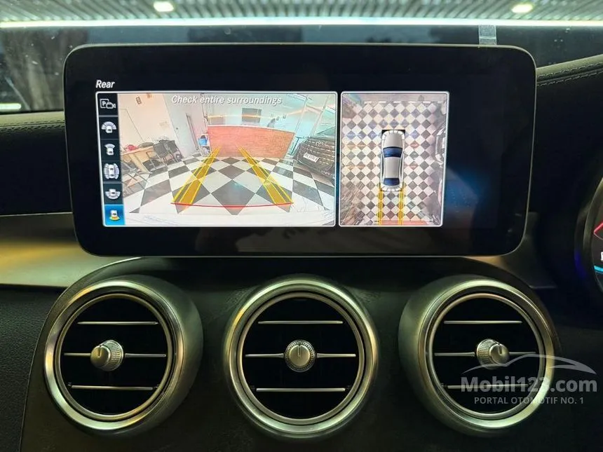 2019 Mercedes-Benz C300 AMG Line Sedan