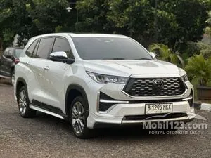 2023 Toyota Kijang Innova Zenix 2.0 Q HV TSS Modellista (Premium Color) MPV