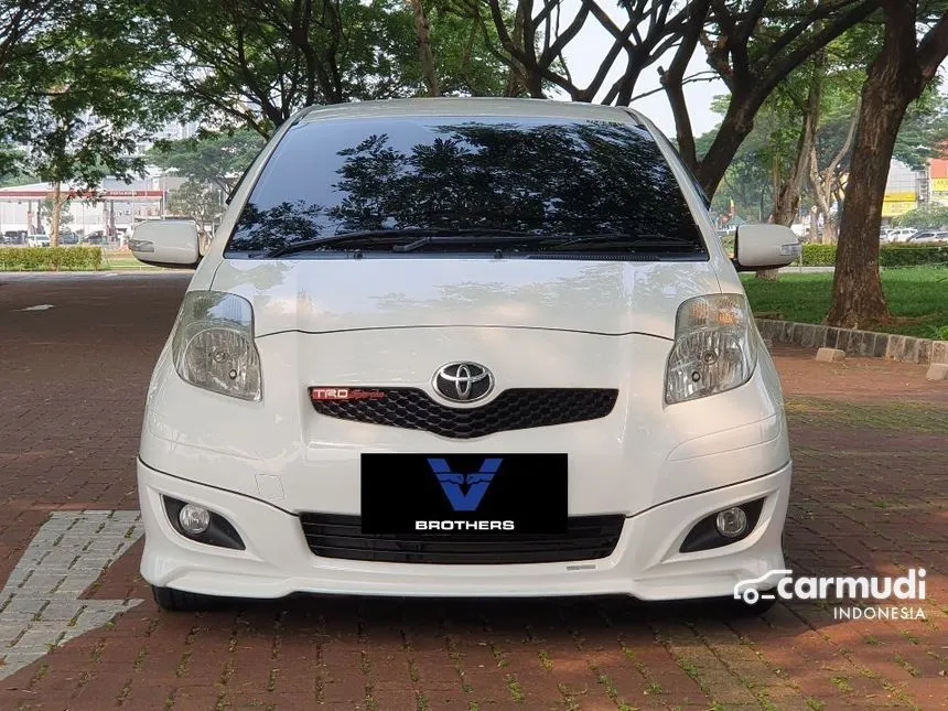 2012 Toyota Yaris S Hatchback